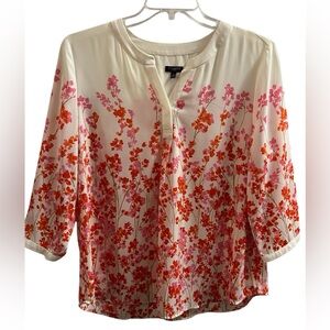 TALBOTS TOP, Size PXL, Floral, Flowy & Feminine Pullover Blouse with 3/4โฆ
